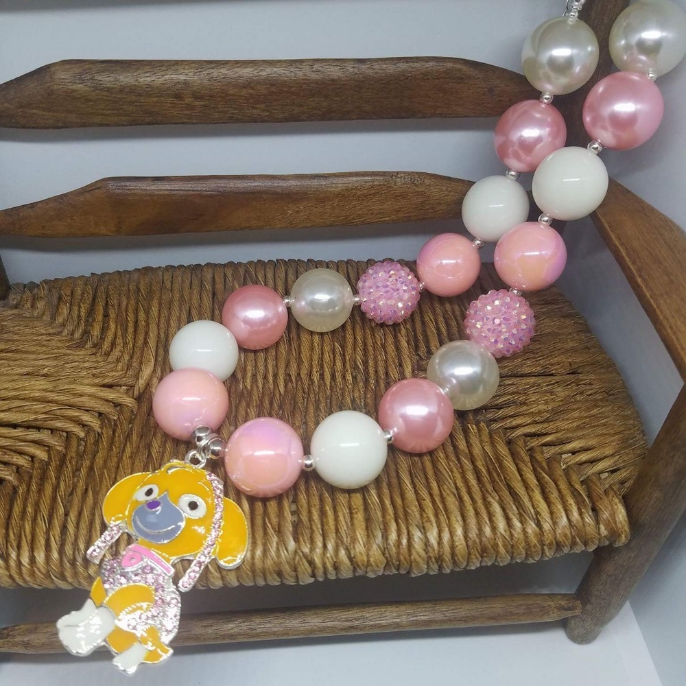 Chunky bead necklace